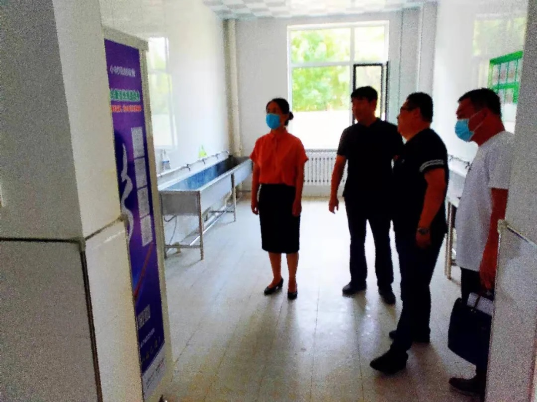 鞍山岫岩副县长李咏梅,鞍山李咏梅简介