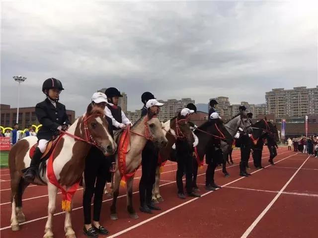 福州市贵族中学,福州高中三年的学费