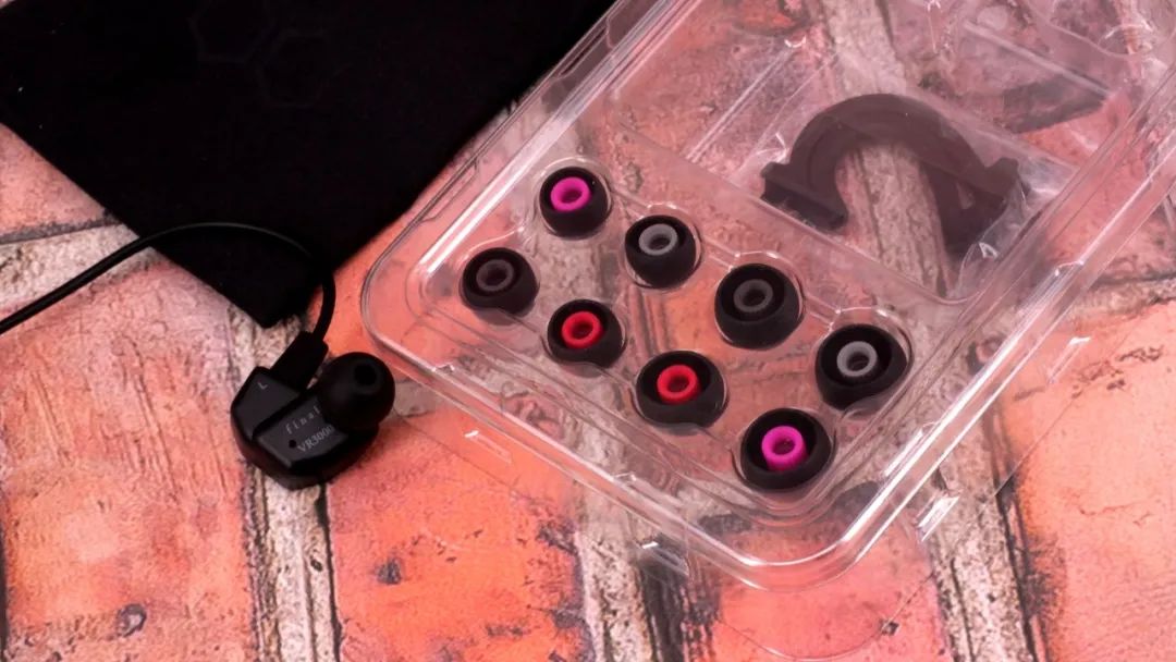 黄药师的女儿们——FinalAudioVR3000评测