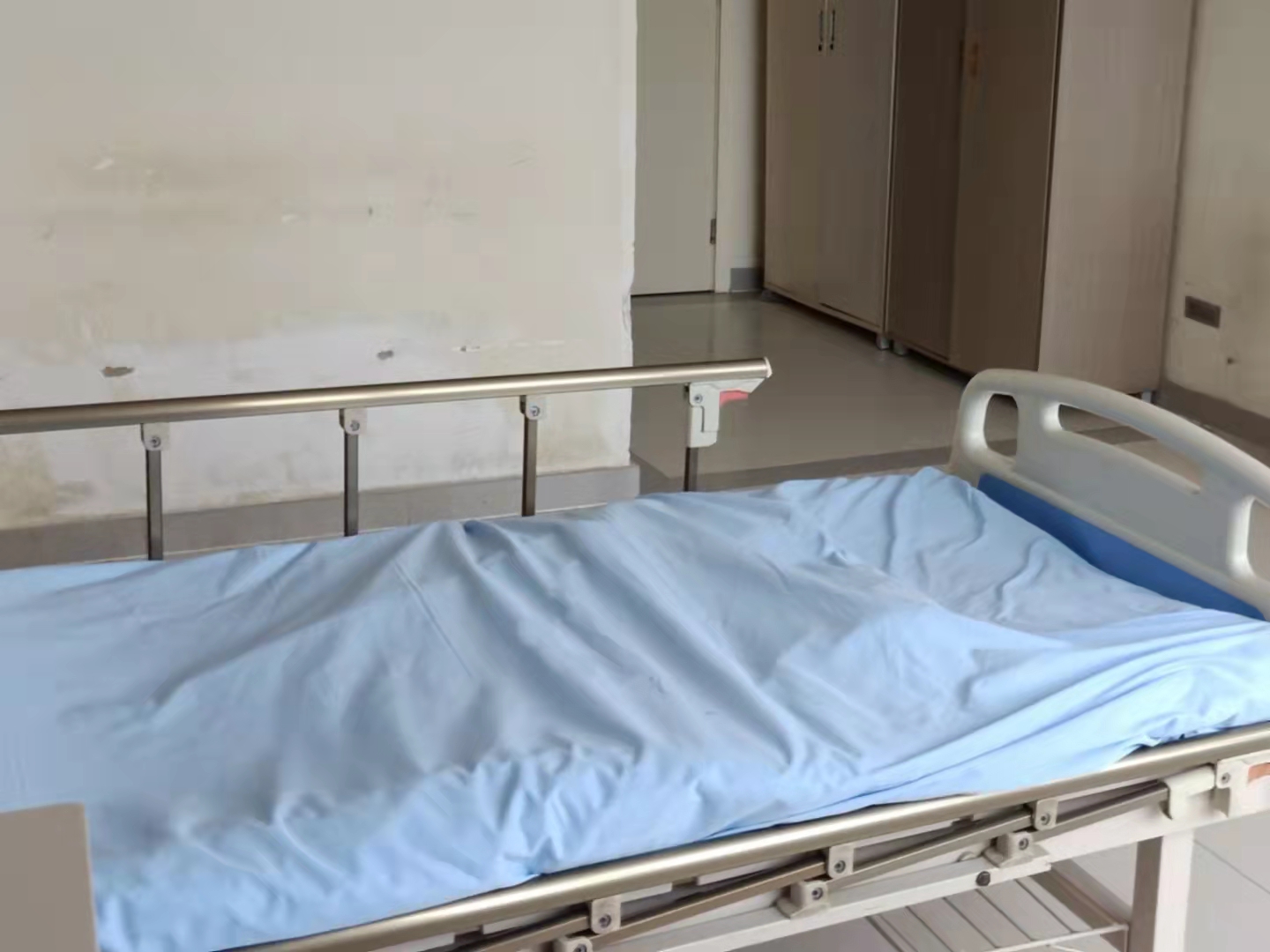 会厌囊肿和扁桃体全麻,扁桃体和会厌囊肿一起切痛吗