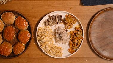 这么大的蟹粉灌汤包你吃过吗,用蟹粉烹制美味可口的蟹粉汤包