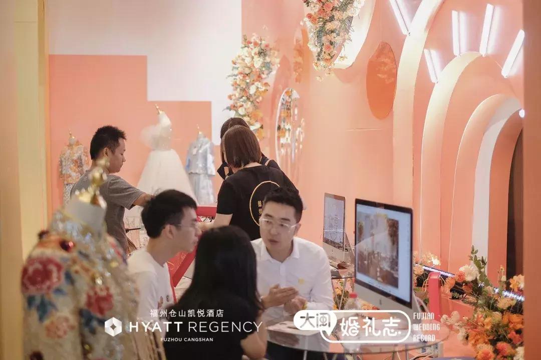 从万元婚纱照到10万婚宴，为什么全福州备婚的人都来参加喜事会