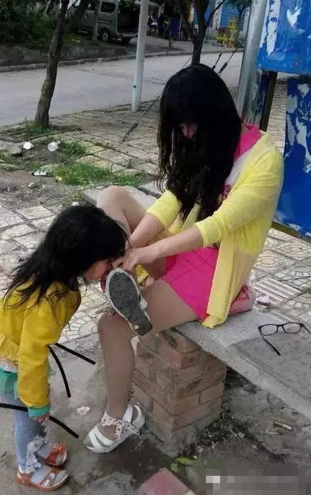 虽然她是在鄙视，不过我突然有了个大胆的想法