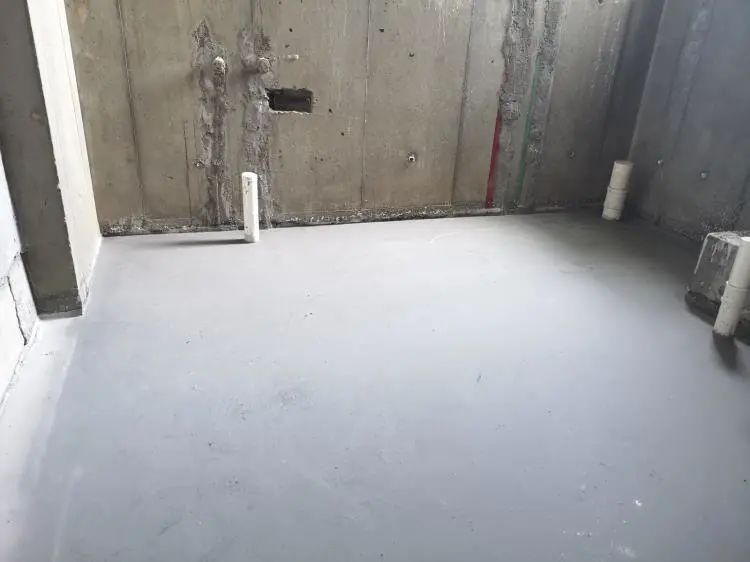 石膏基自流平不牢有什么办法补救,石膏基自流平上可以铺塑胶地板吗