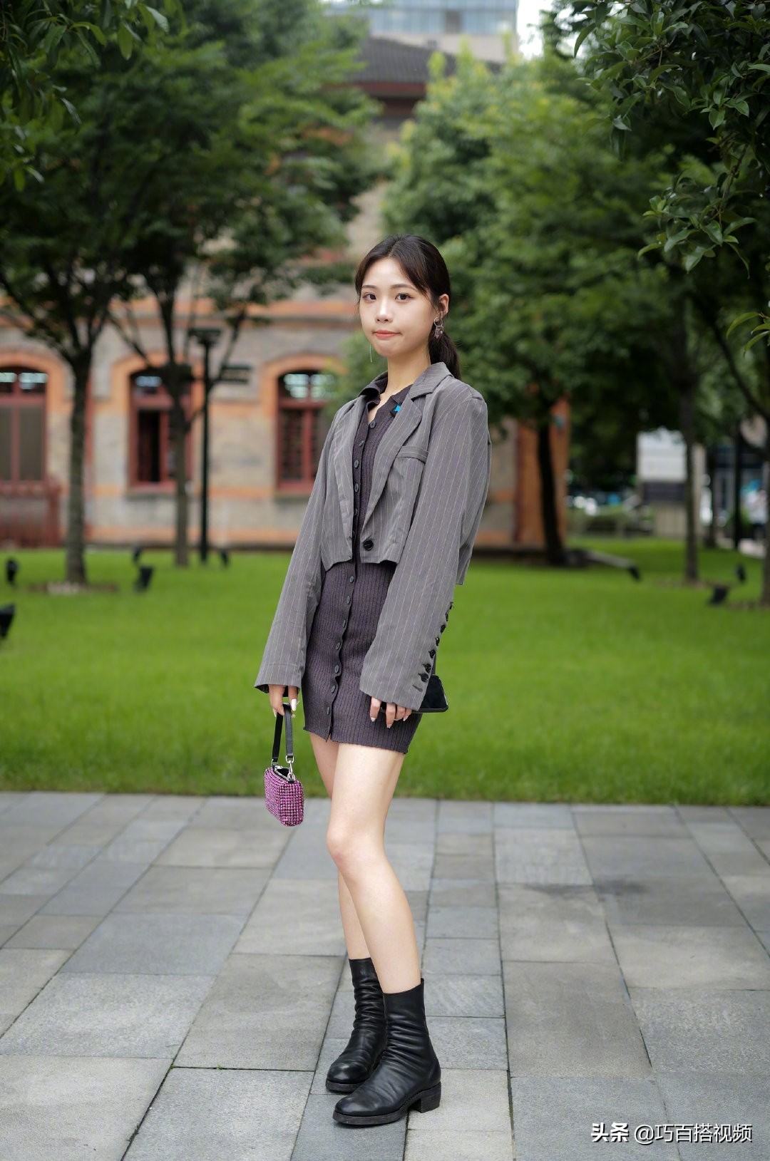 别再自怨自艾了!衣服穿不出彩只因没注意这个细节,快来长长见识