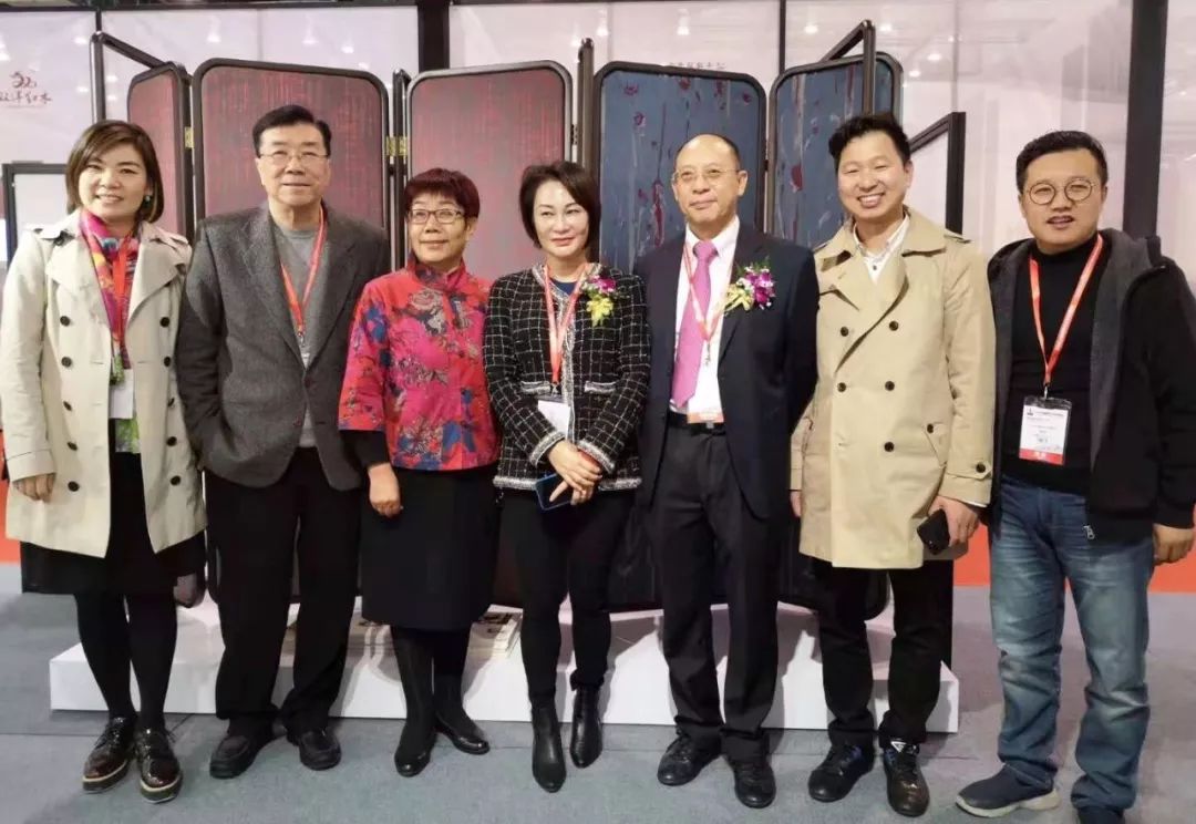 上海光源红木情调设计展斯可馨桃花源获得网络票选第一名