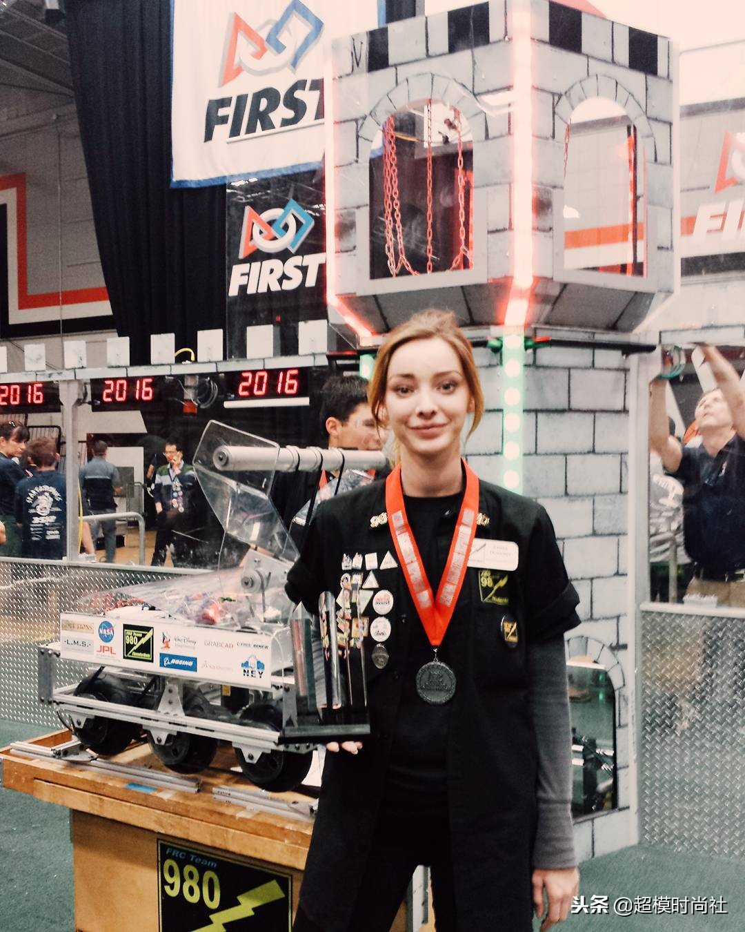 长得漂亮要更活得漂亮,长得漂亮学钢琴