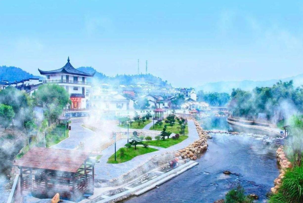 湖南郴州暖水温泉度假区,湖南郴州莽山无边泳池温泉