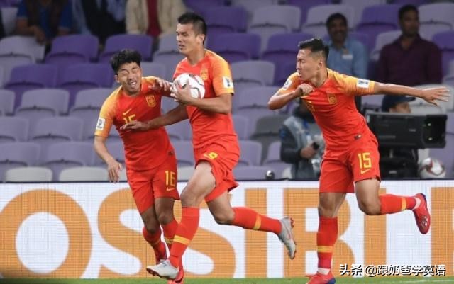 国足对黄健翔评价,黄健翔评国足亚洲杯首战