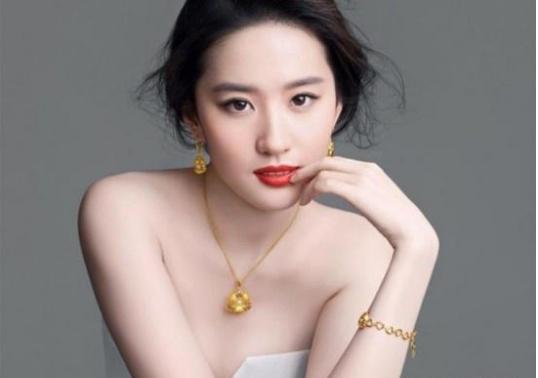 为什么和同龄人比像小孩,为什么年纪越大越像小孩