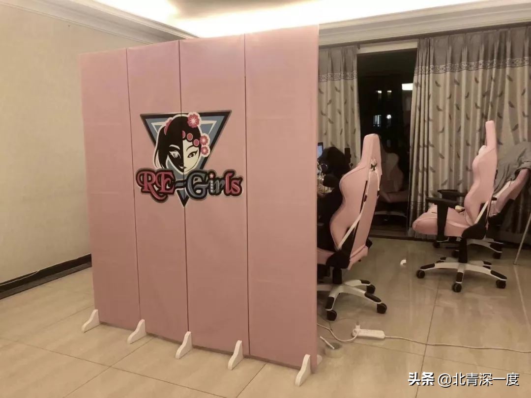 电竞职业女选手的训练,打职业电竞的女孩
