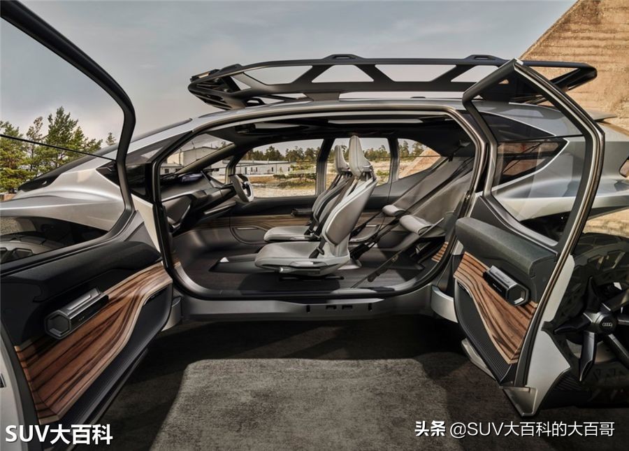 奥迪也发“硬派越野车”,透明座舱+500公里续航,还有无人机引路