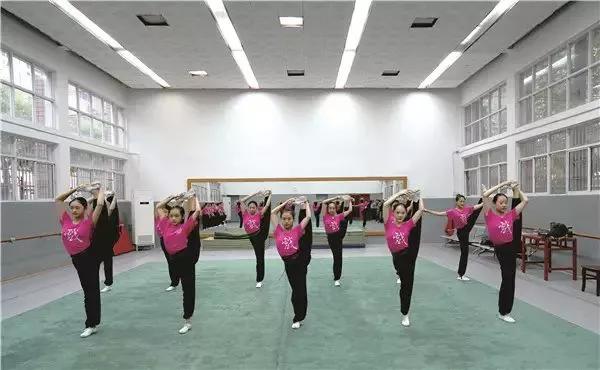 南京比较厉害的学校,南京很厉害的学校