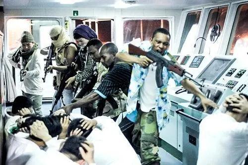 索马里海盗劫持阿联酋商船,阿联酋和索马里海盗