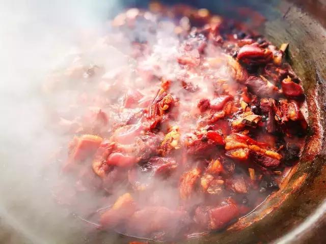 7个值得你驱车前往的吃羊肉地,这一口还魂的羊肉,吃了会上瘾!