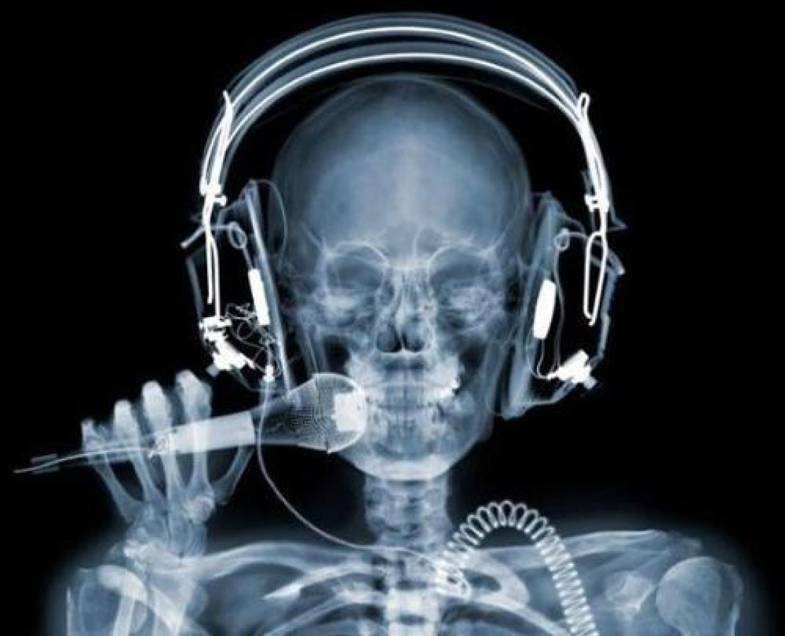 什么是X射线，它是如何被发现的，对人类有多大影响？