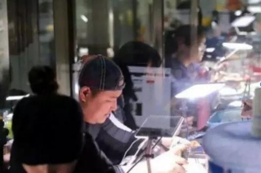 去直播间里买的料子怎么卖呀,直播间避坑指南翡翠