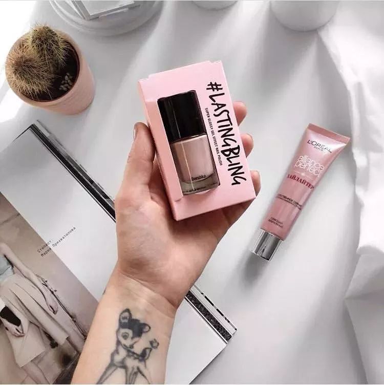 现在流行的美妆,现在比较流行哪些美妆产品