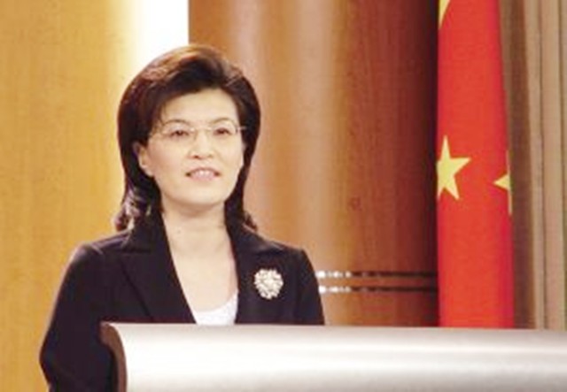 外媒不敢惹的中国女外交官，51岁的华春莹到底有多厉害？