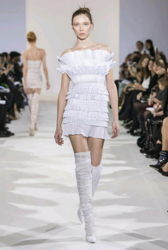 公主的高跟鞋冬天穿着,公主的高跟鞋