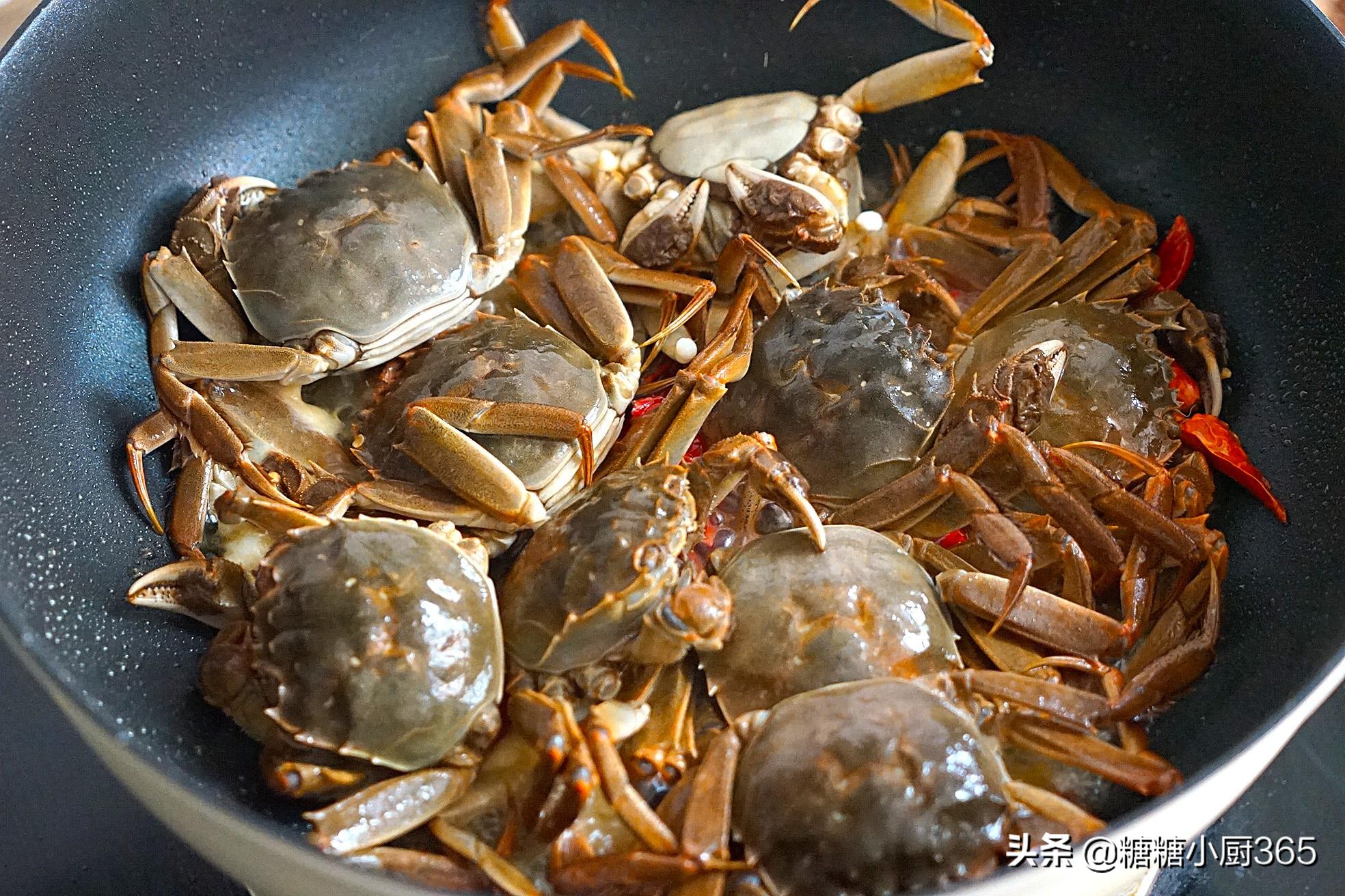 螃蟹怎么蒸才好吃又简单方便,螃蟹怎么蒸才好吃又简单的方法