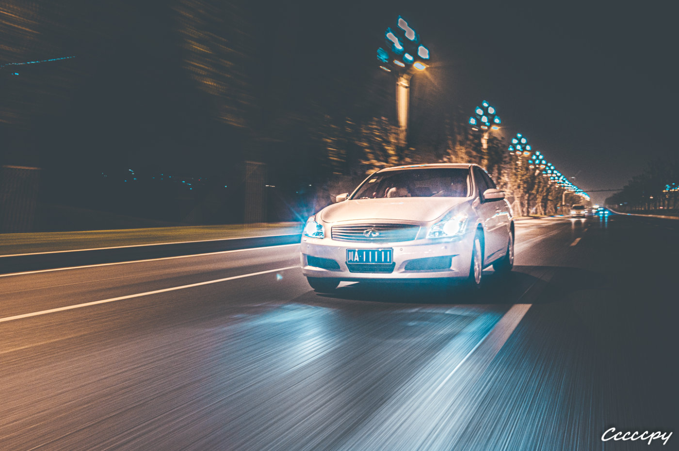 英菲尼迪g37coupe试驾,英菲尼迪g37低速行驶感受