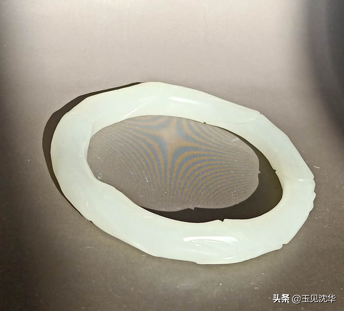 美人如玉手镯的花样,美人如玉翡翠手镯