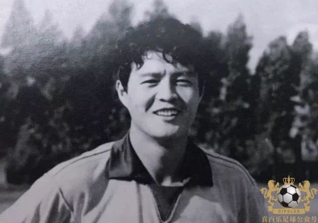 津门铁闸——绿茵情节