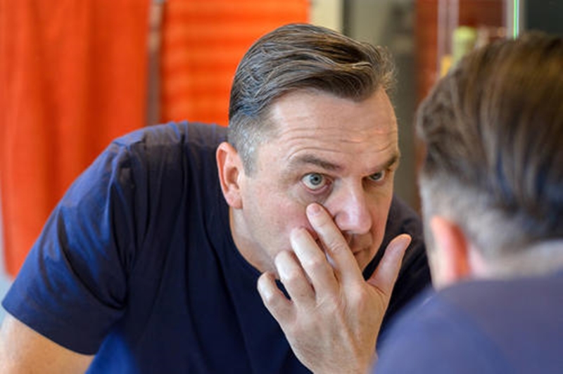 用眼霜快速去除黑眼圈的方法,哪些眼霜可以有效缓解黑眼圈