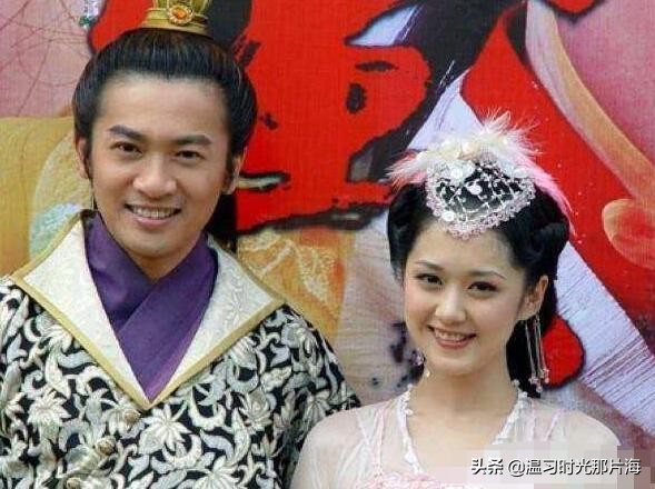 赵薇的男闺蜜是谁,赵薇和男友唱歌