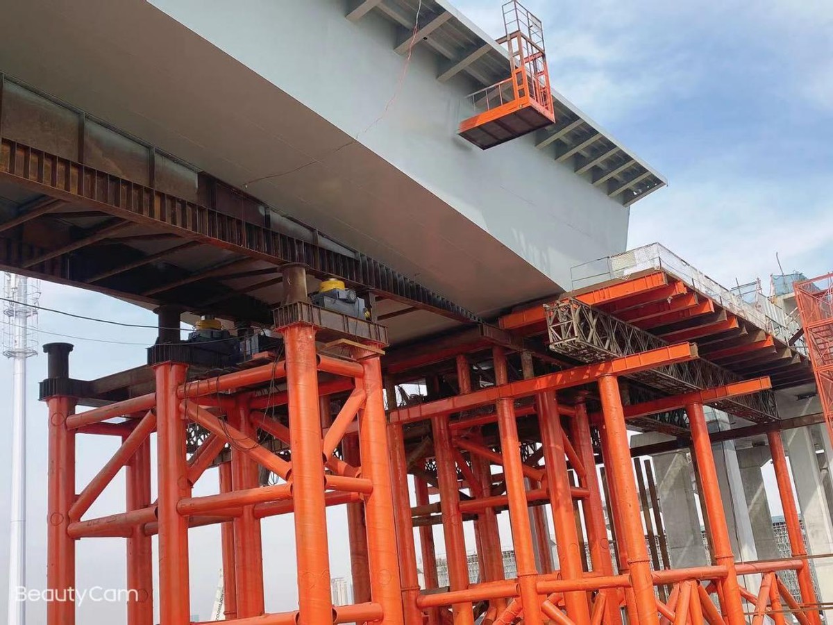 浙江明睿恒光建设：建造精品工程