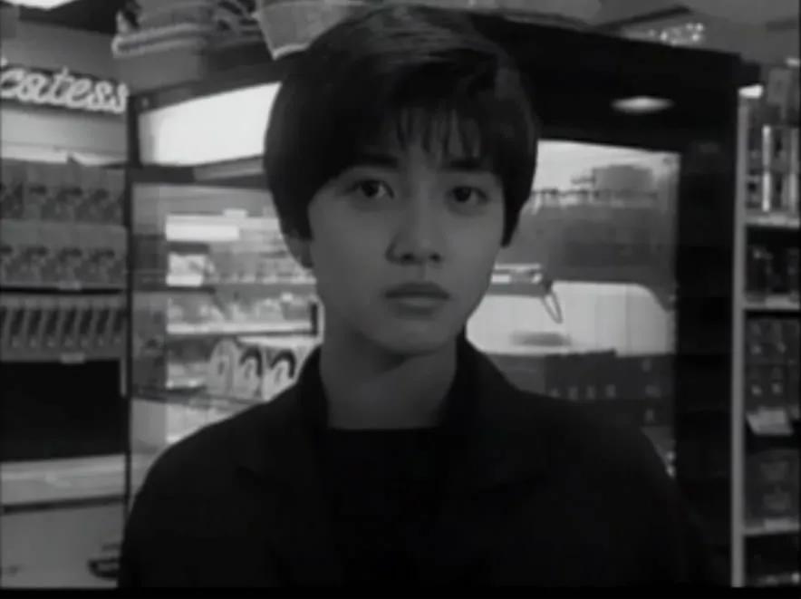 他是世纪美少年，她帅到掰弯无数小姐姐，相恋10年不婚的神仙眷侣