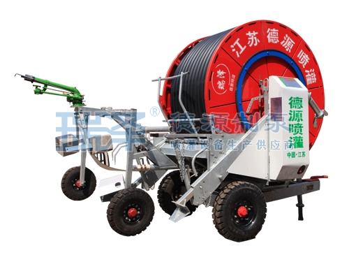 西美喷灌机和华源喷灌机哪个好 (指针喷灌机和平移式喷灌机)