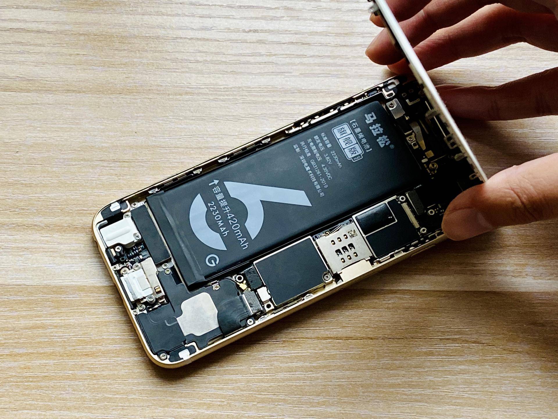 五年前的iphone对比三年前的安卓,五年前的iphone6还能用吗