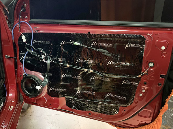 致炫音响高低音调节,致炫音响效果