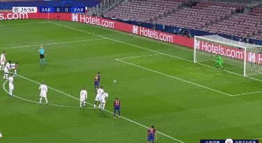 欧冠决赛踢飞点球梅西,梅西踢欧冠点球视频