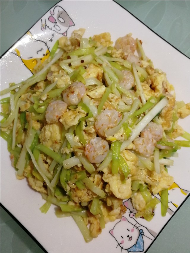 鸡蛋与它是“黄金搭档”,这样炒,出锅鲜香开胃,满满一盘是营养