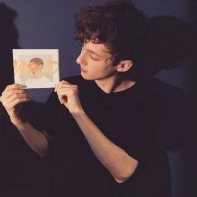 欧美头像ins高级小孩,欧美大叔成熟有魅力头像