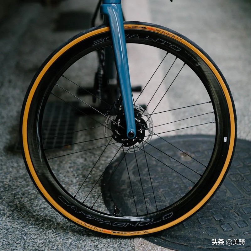 骑公路自行车一共要花多少钱,骑专业自行车每年要花多少钱