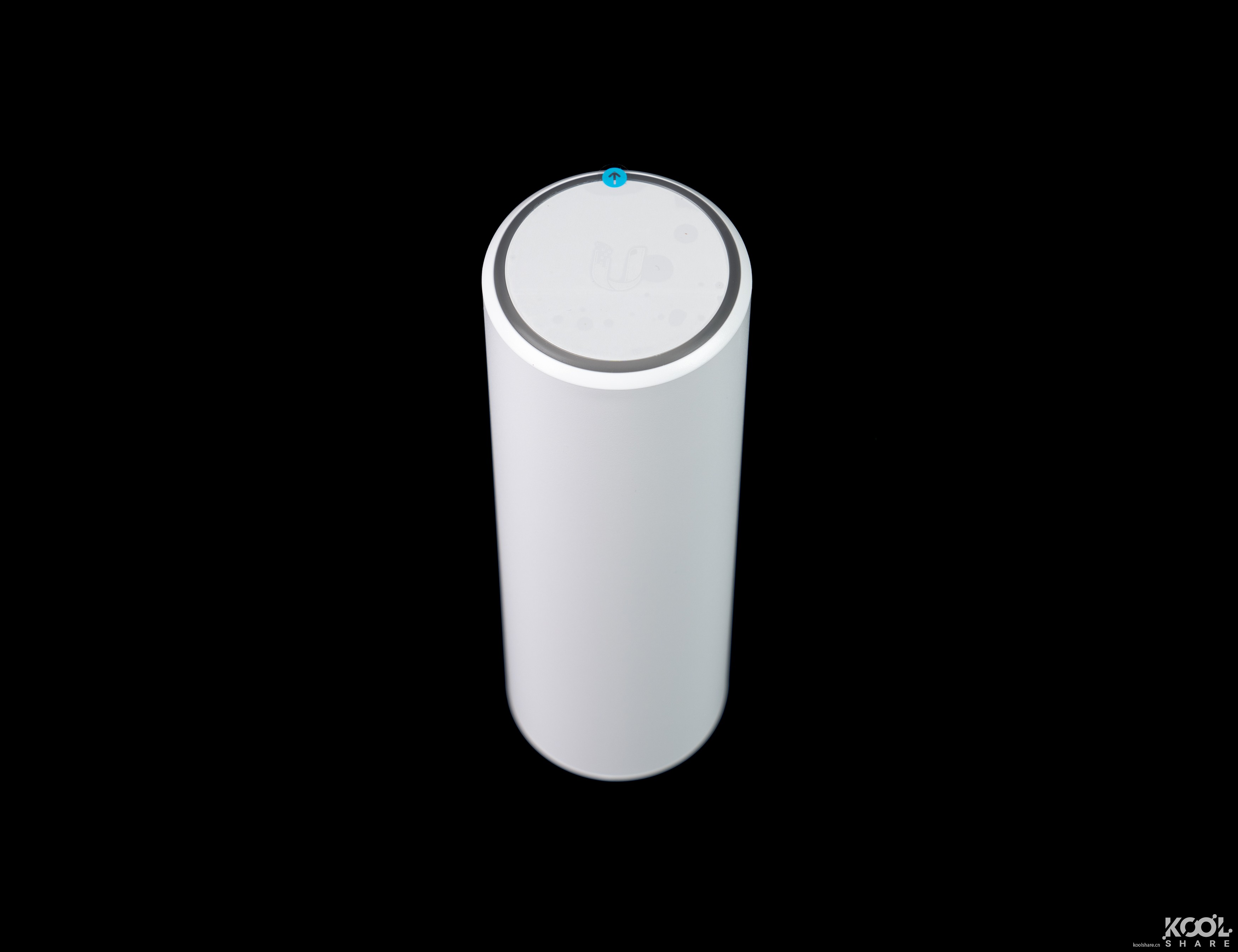 一台小巧精致的AP，UBNTUniFiAPFlexHD开箱拆解评测