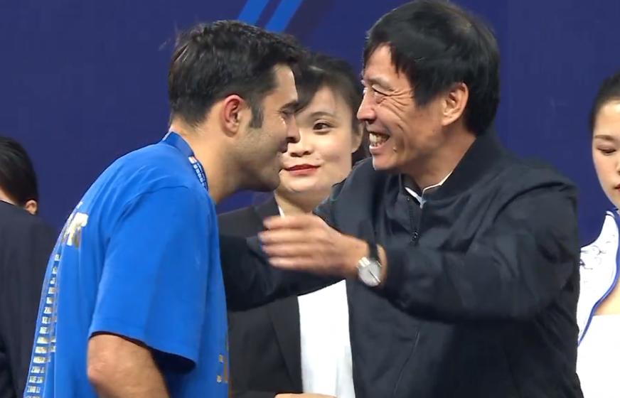 德转朱艺东亚杯,对中国足球心灰意冷的一刻