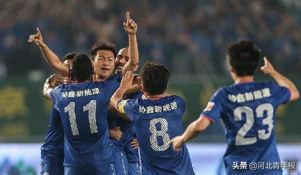 接班郑智成国足“大脑”，连国际足联也这么认为，难怪里皮对他如此青睐