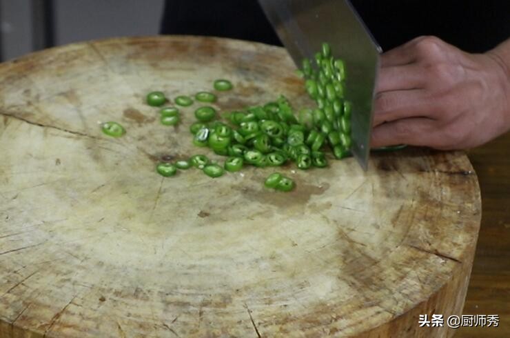 普通鸡蛋做成溏心蛋可以吃吗,鸡蛋如何煮成溏心蛋