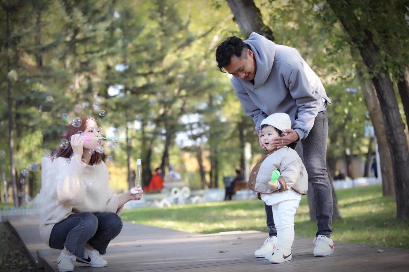 专访|从翻译到中国足坛最嫩主帅，金辉蓉的心路历程