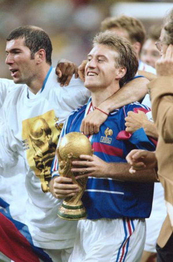 拿奖拿到手软的巨星是谁,拿奖拿到手软的球星