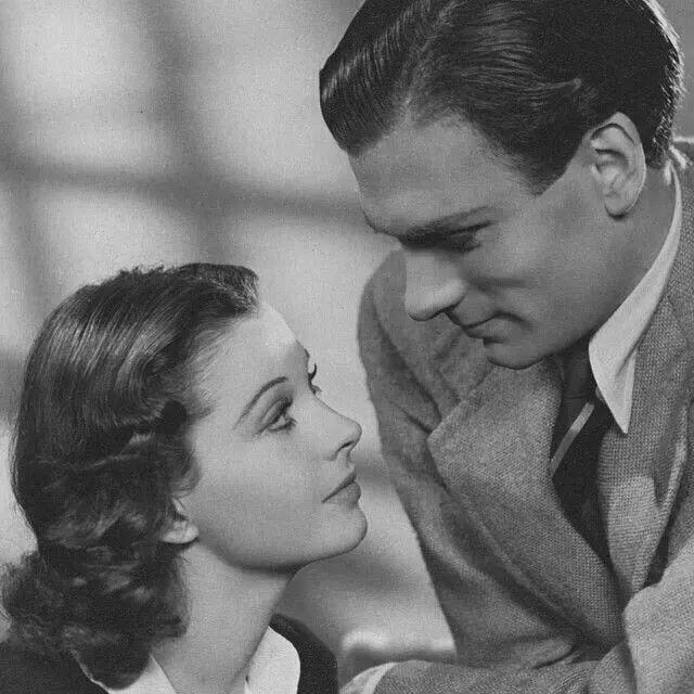 费雯丽盛世美颜也抵不过薄情寡义,费雯丽乱世佳人红裙