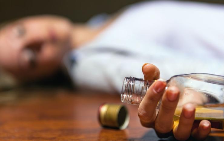 在酒桌上不会喝酒应该怎么办,酒桌上如何拒绝喝酒还不得罪人