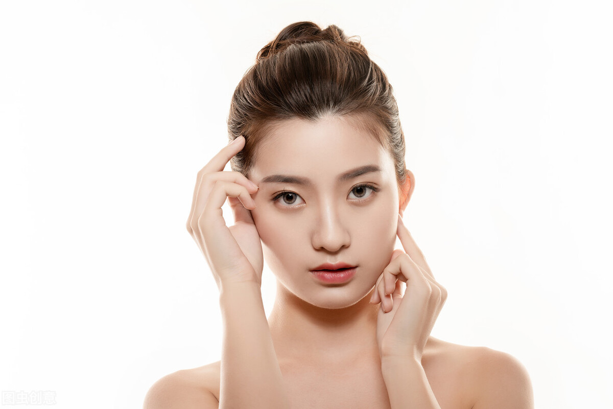 治痘用异维a酸软胶囊有效果吗,异维a酸软胶囊吃多久才不会长痘