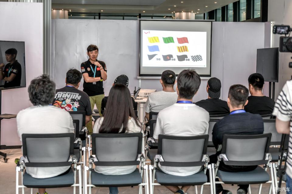 飞度gk5赛道表现,飞度gk5赛道