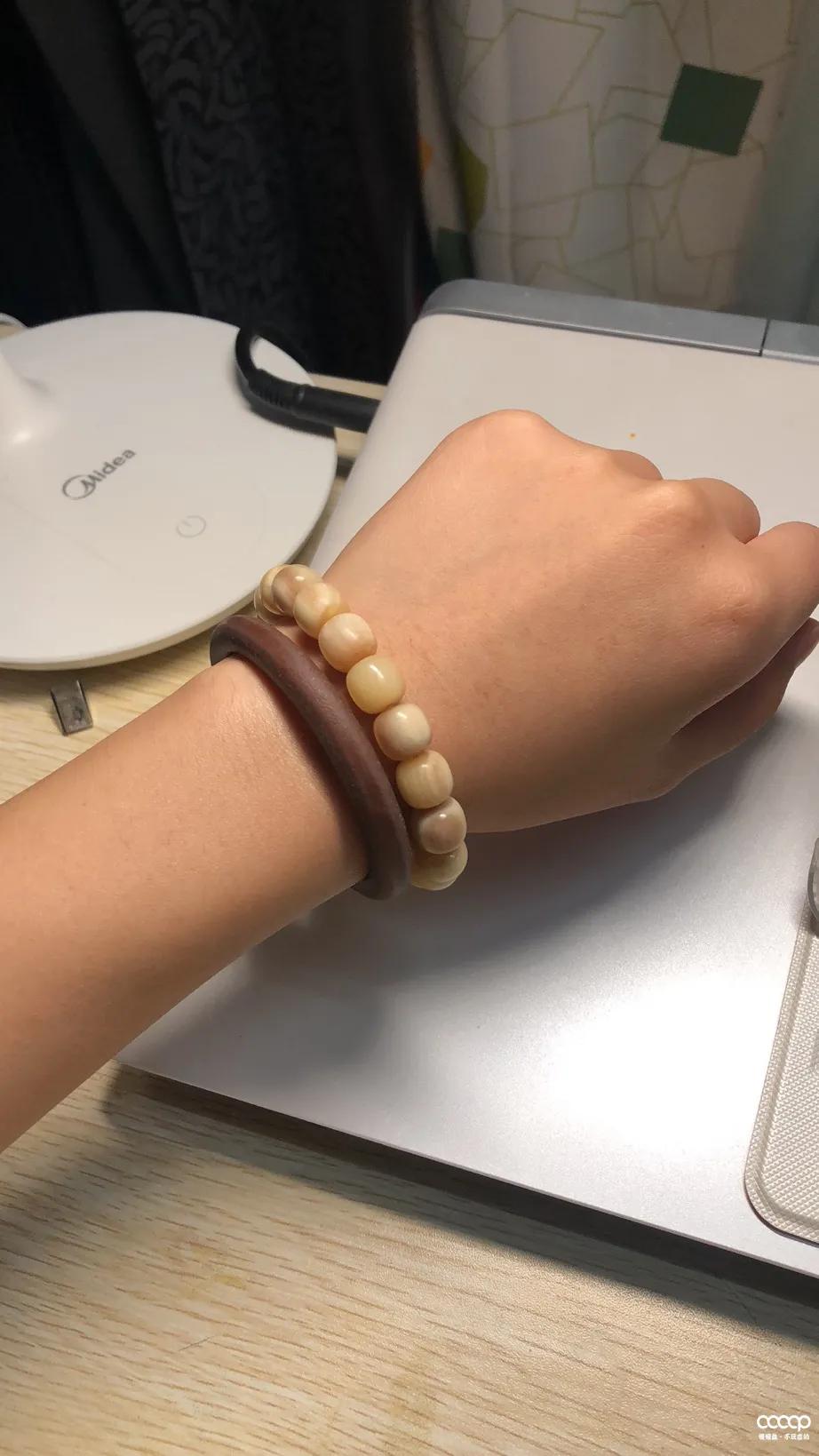 懒人必爱，洗澡都不用摘！花几十块钱做个皮环，能戴一辈子